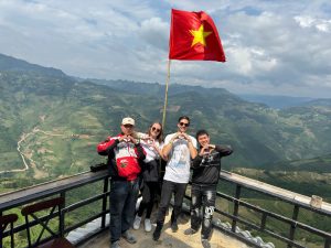 4 DAYS MOTORBIKE HA GIANG LOOP TOUR